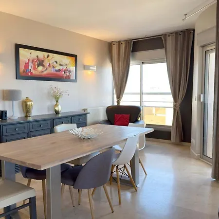 Stunning Beachfront 3 Bedroom In With Balcony * Valras-Plage