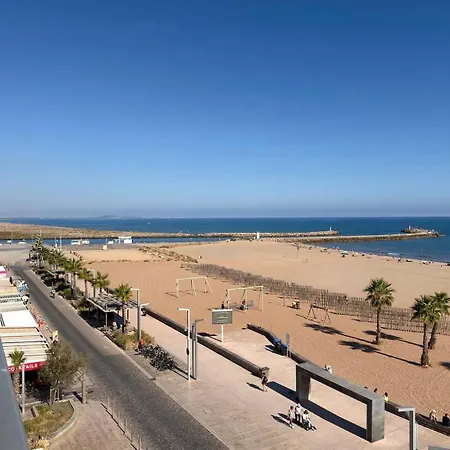 Stunning Beachfront 3 Bedroom In With Balcony Appartement *